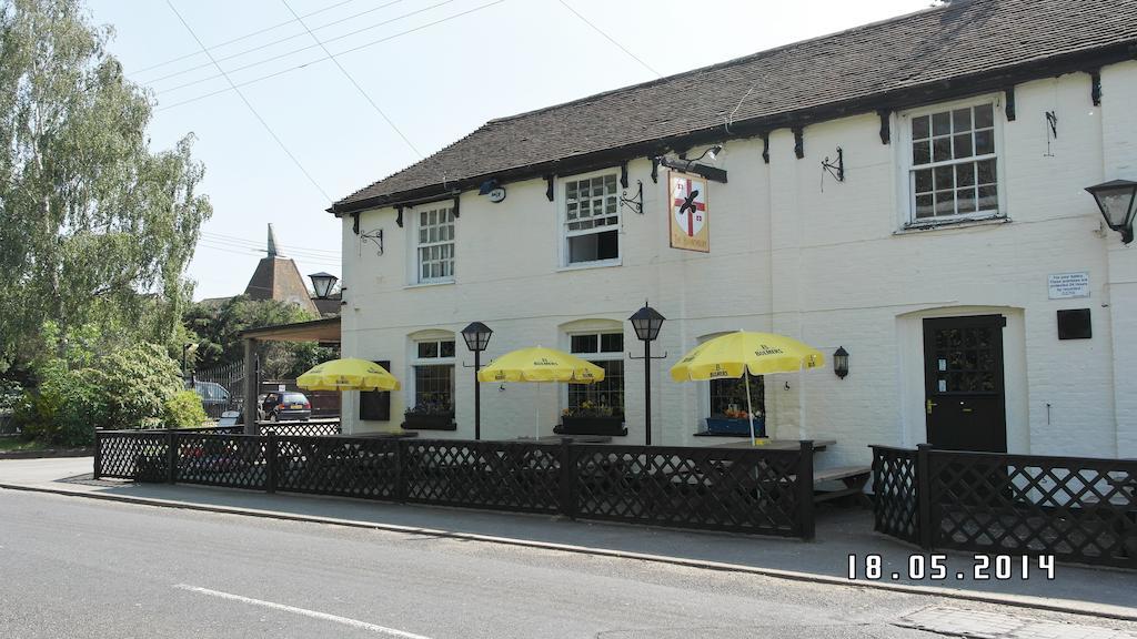 Bed and Breakfast The Hawkenbury Staplehurst Exterior foto