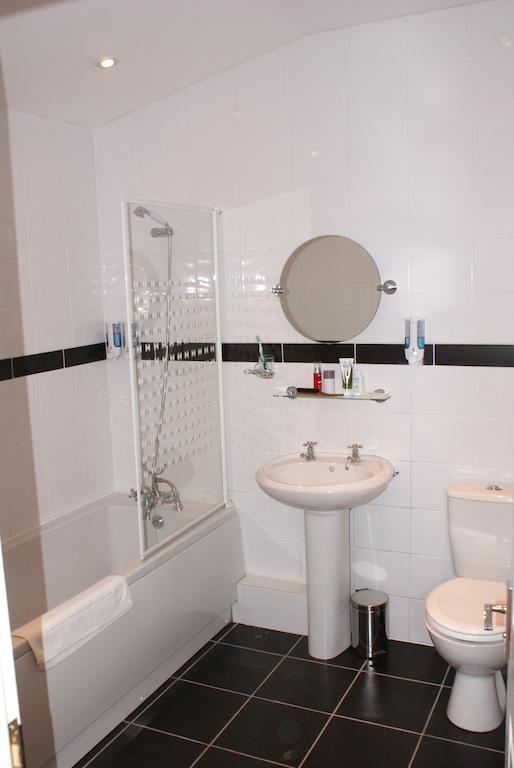 Bed and Breakfast The Hawkenbury Staplehurst Habitación foto