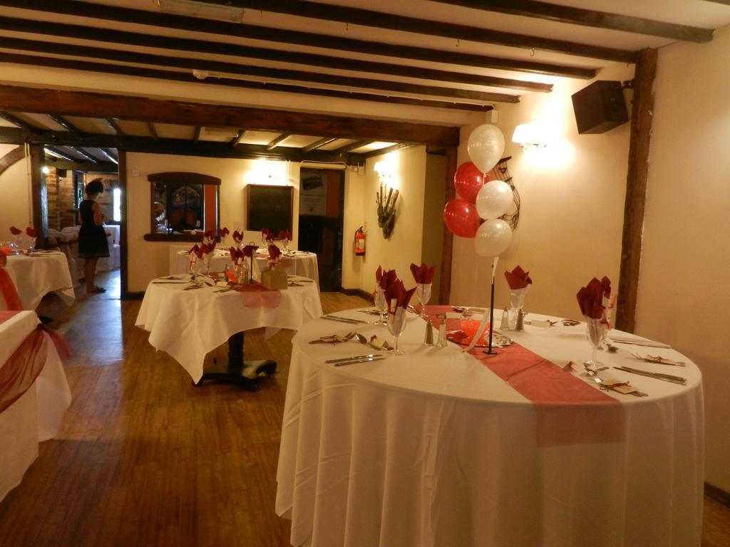 Bed and Breakfast The Hawkenbury Staplehurst Exterior foto